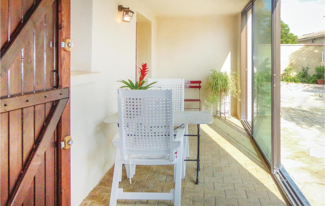 Awesome apartment in Pignan with 1 Bedrooms&Internet Buitenkant foto